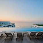 Apartment Dream Luxury In Infinity Pool Mamaia
