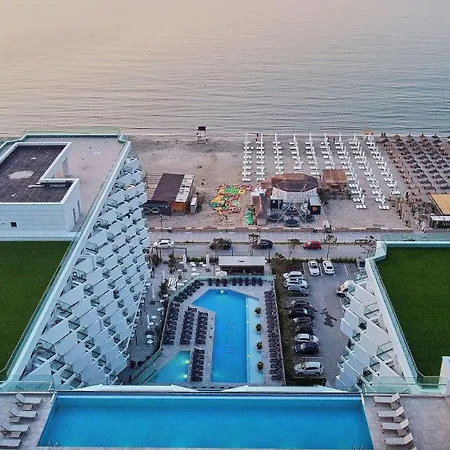Apartment Dream Luxury In Infinity Pool