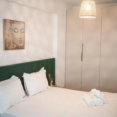 Dream Luxury In Infinity Pool מאמאיה